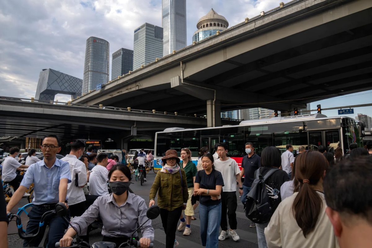 China's economy growth slows down in second quarter