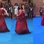 Woman’s Impressive Farewell Dance to SRK’s Chammak Challo