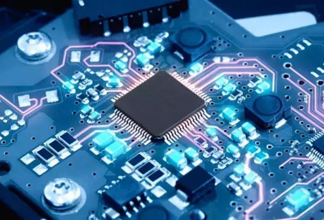 US chip executives meet Biden administration on China policy
