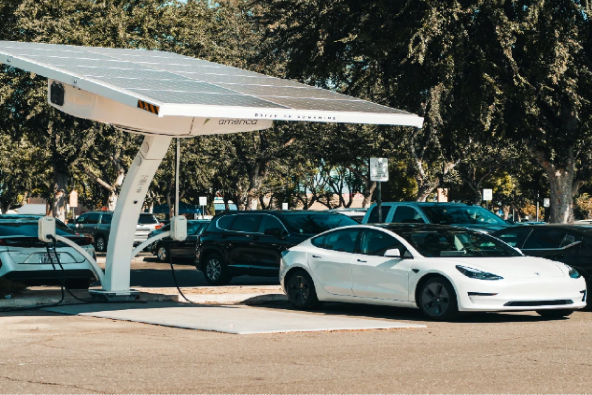 Tesla introduces 'Charge on Solar' to charge your vehicles with Sun