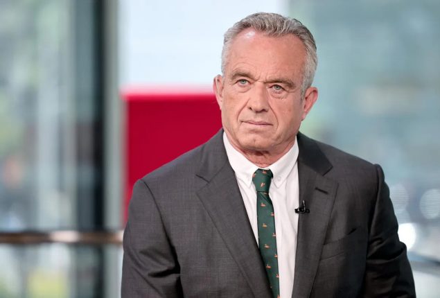 Robert F. Kennedy Jr. vows to support US Dollar with Bitcoin as president