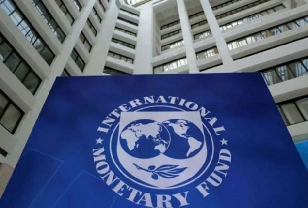 Pakistan needs to tighten monetary policy to control inflation: IMF