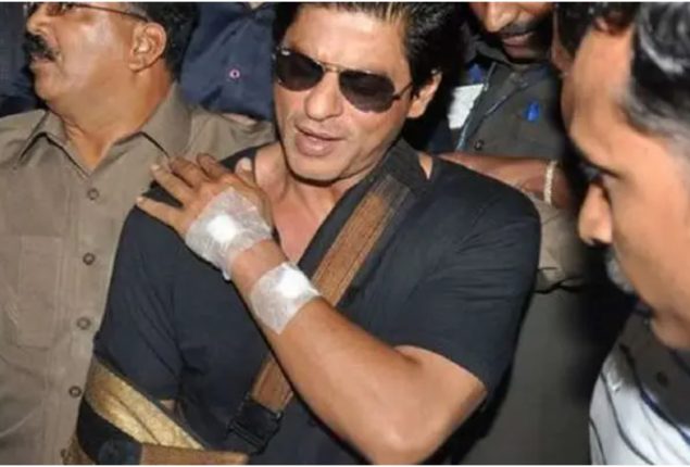 Shah Rukh Khan Met With An Accident, Undergoes Surgery In US