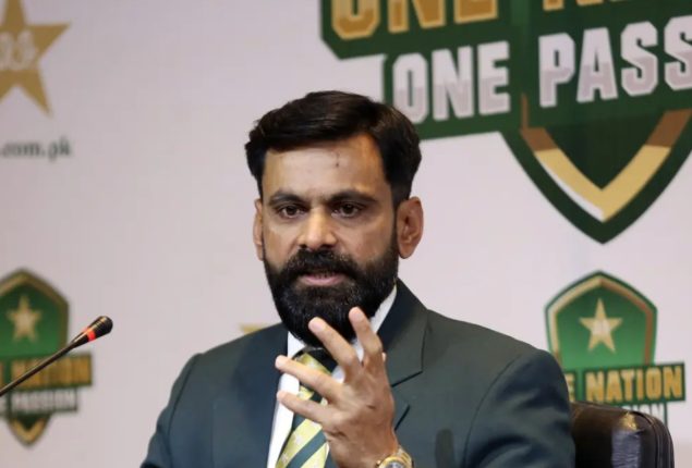 Mohammad Hafeez offered role of chief selector by Zaka Ashraf