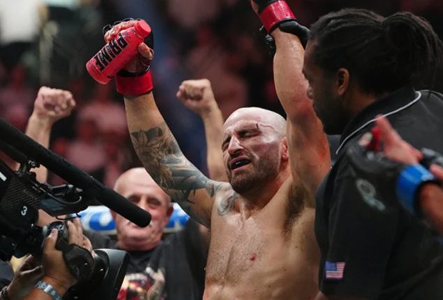 Volkanovski Reigns: Defends Featherweight Title at UFC 290