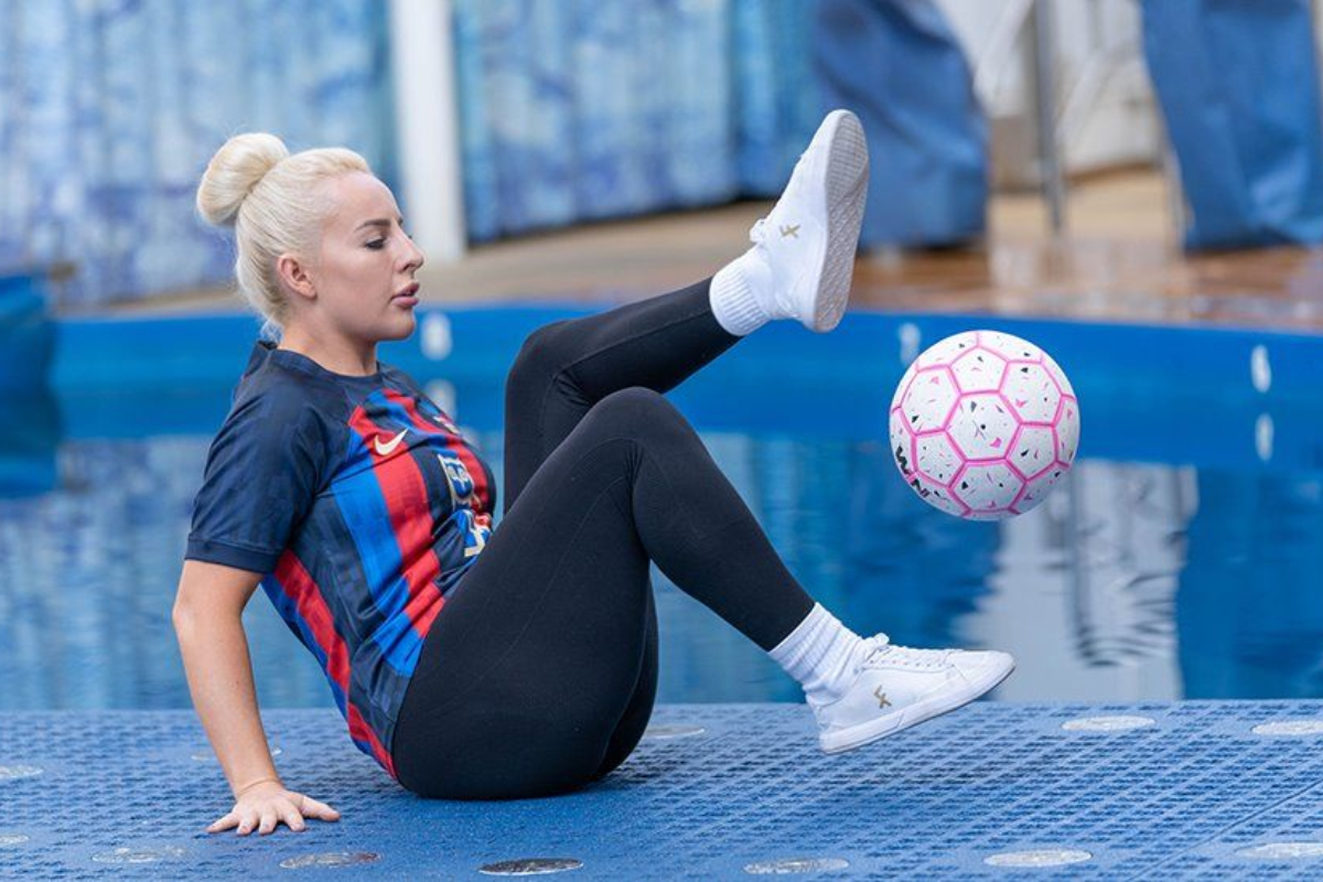 Liv Cooke Shatters World Record with Freestyle Football Skills