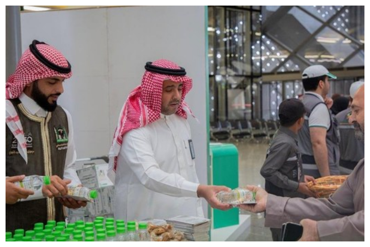 Hajj pilgrims Haramain railway