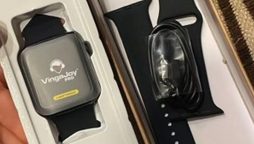 Amazon customer gets scammed with fake Apple Watch