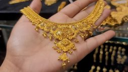 Price of gold decreases by Rs 500 per tola