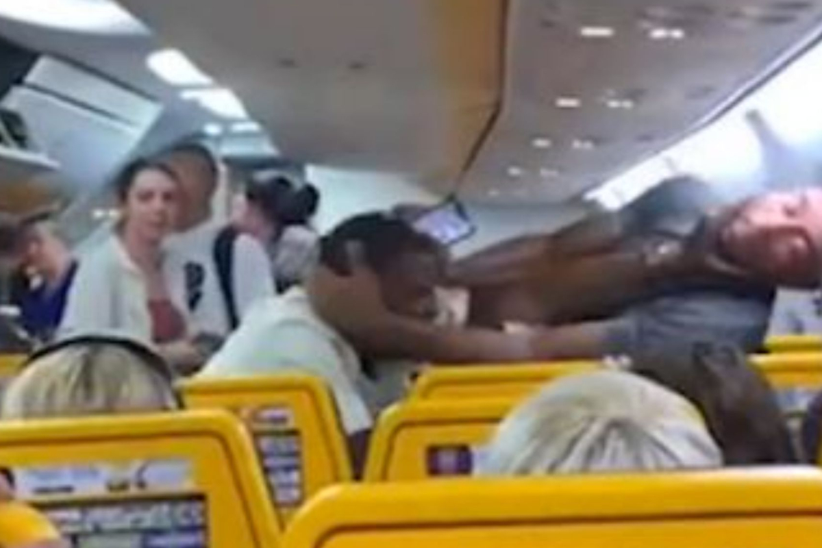 Passengers Brawl Over Window Seat on Ryanair Flight