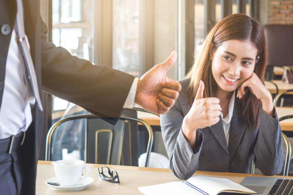 Employee praised for working efficiently, manager's advice goes viral