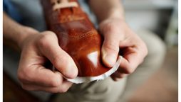 French government to pay citizens to repair old clothes and shoes