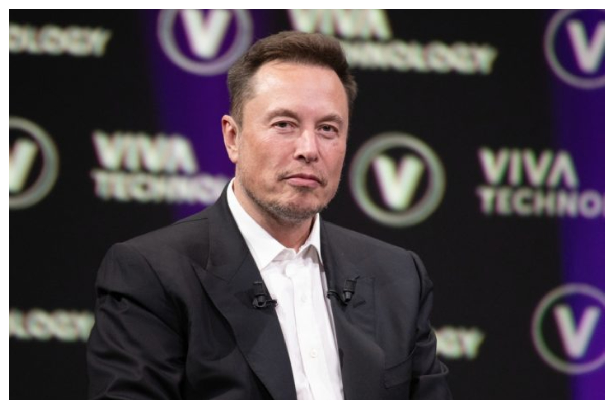 Elon Musk acknowledges Twitter's significant decline in revenue