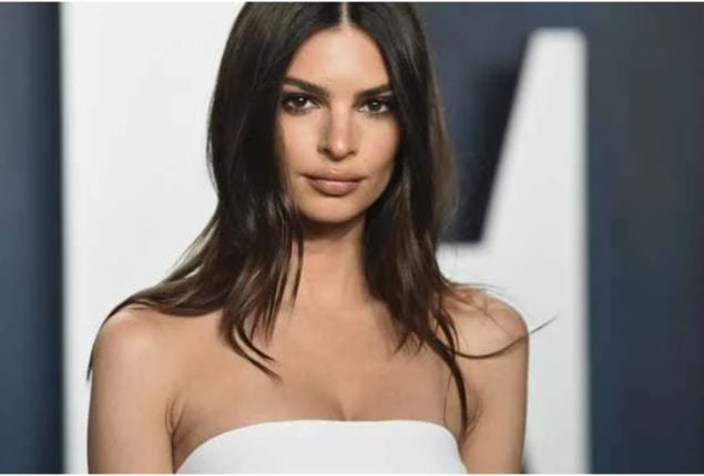 Emily Ratajkowski Stuns in Racy Dress at Hamptons Bash