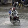 Karachi Rain Update: Light rain brings relief to Karachi residents from heat and humidity