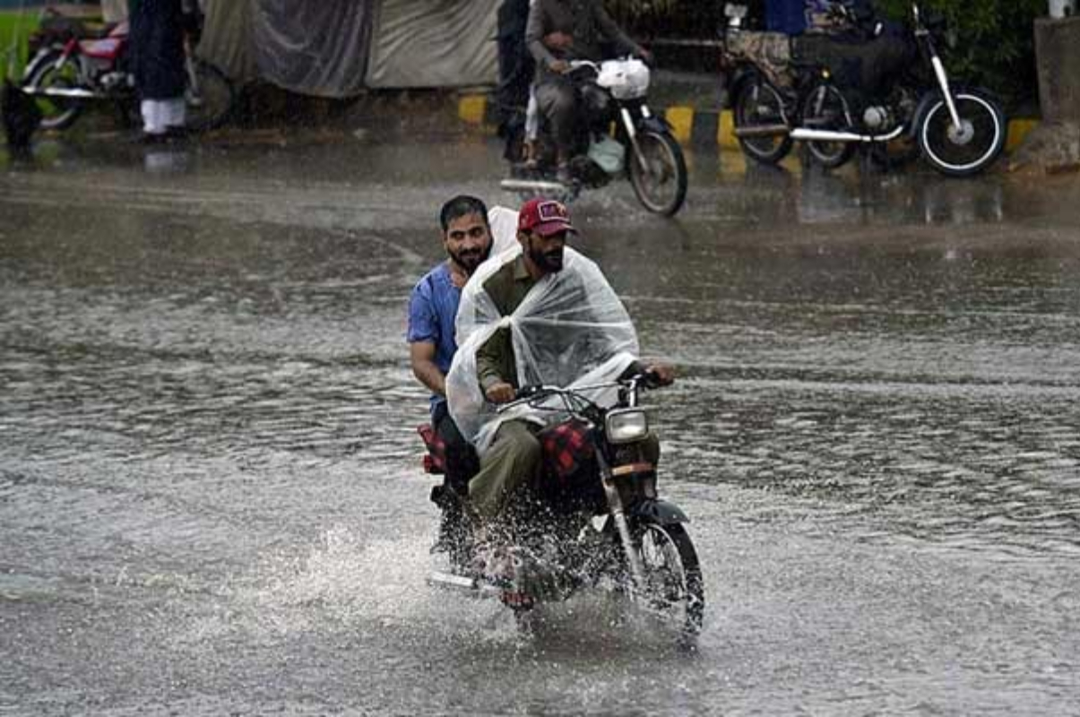 Karachi Rain Update