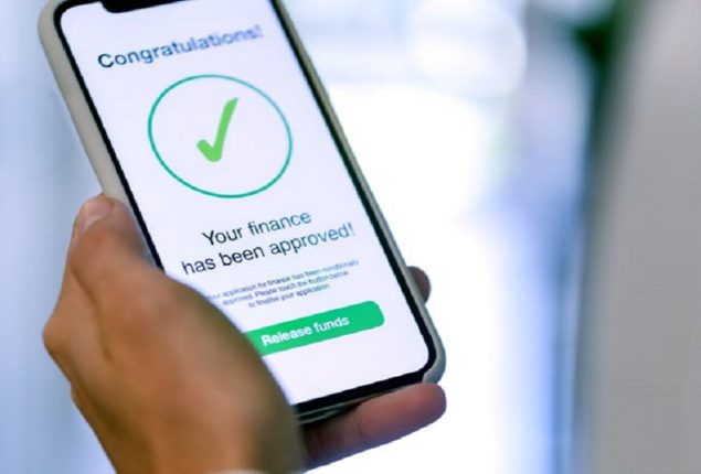 Sindh enacts law against online loans apps for harassing debtors