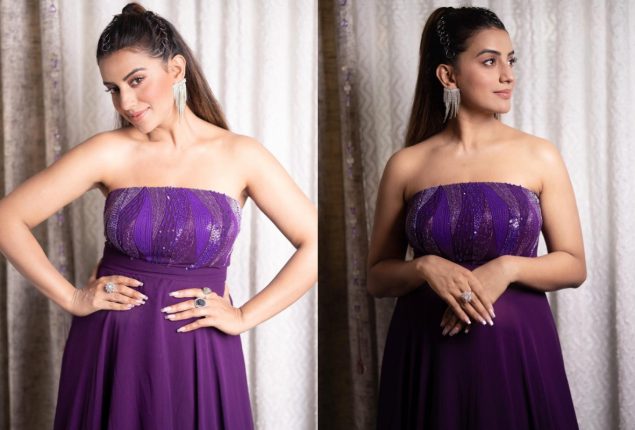 Akshara Singh Looks Gorgeous In Purple Sparkling Gown