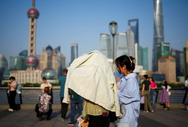 China records 52.2 degrees as severe weather shatters records