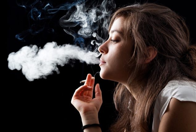 72% of Women in Pakistan Revealed as Regular Cigarette Smokers: Report