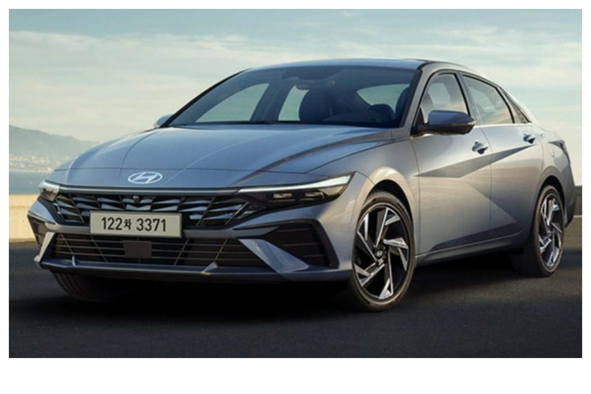 Hyundai Elantra Price in Pakistan