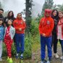 Vasay Chaudhry beautiful pictures with family from his vacation