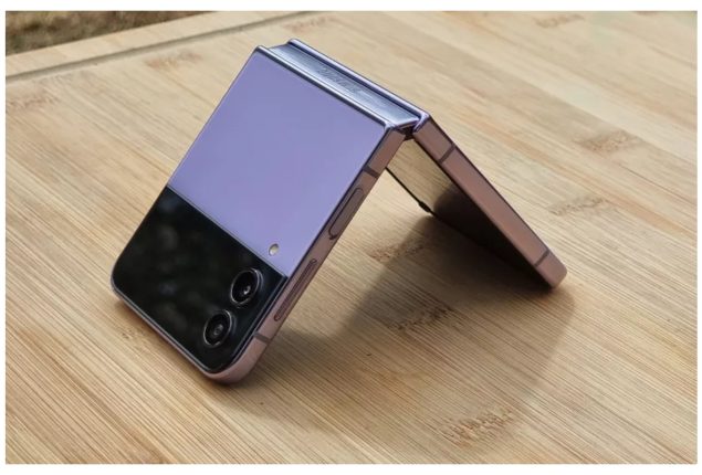 Official teaser confirms that the Galaxy Z Flip5 folds flat