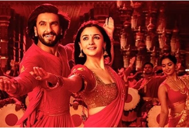 Alia Bhatt and Ranveer Singh’s ‘Dhindhora Baje Re’ Teaser Unveiled