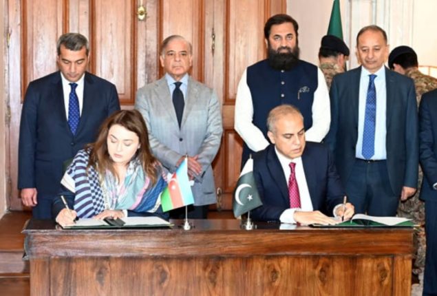 Pakistan signs agreement with Azerbaijan for LNG procurement