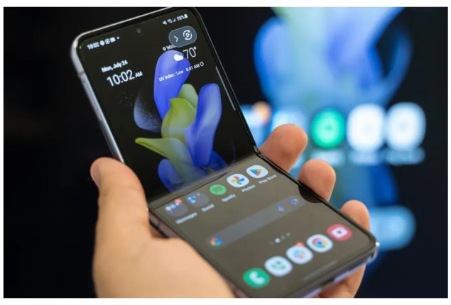 Samsung screen mirroring now supports Chromecast & Android TVs