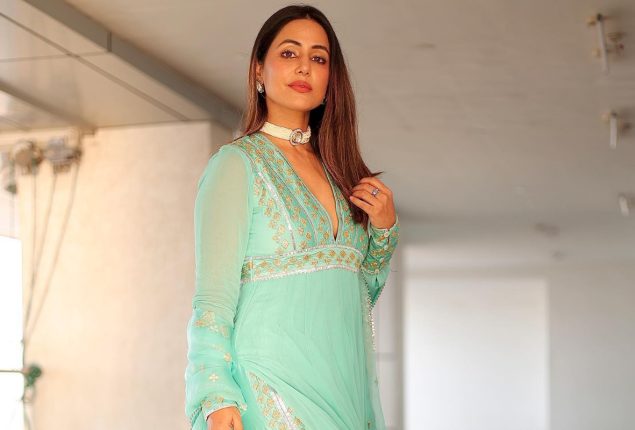 Hina Khan Slays In Casual Style Outfit