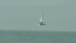 Boat in the sky? Optical illusion baffles onlookers