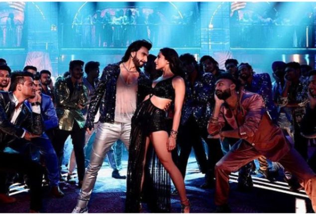 Sara Ali Khan Cheers for ‘Simmba’ Co-star Ranveer Singh in Rocky Aur Rani Kii Prem Kahaani