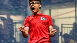 World Junior Squash champion Hamza Khan to receive Rs10 million prize money