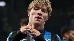 Rasmus Hojlund: Manchester United sign £72m deal for Danish striker