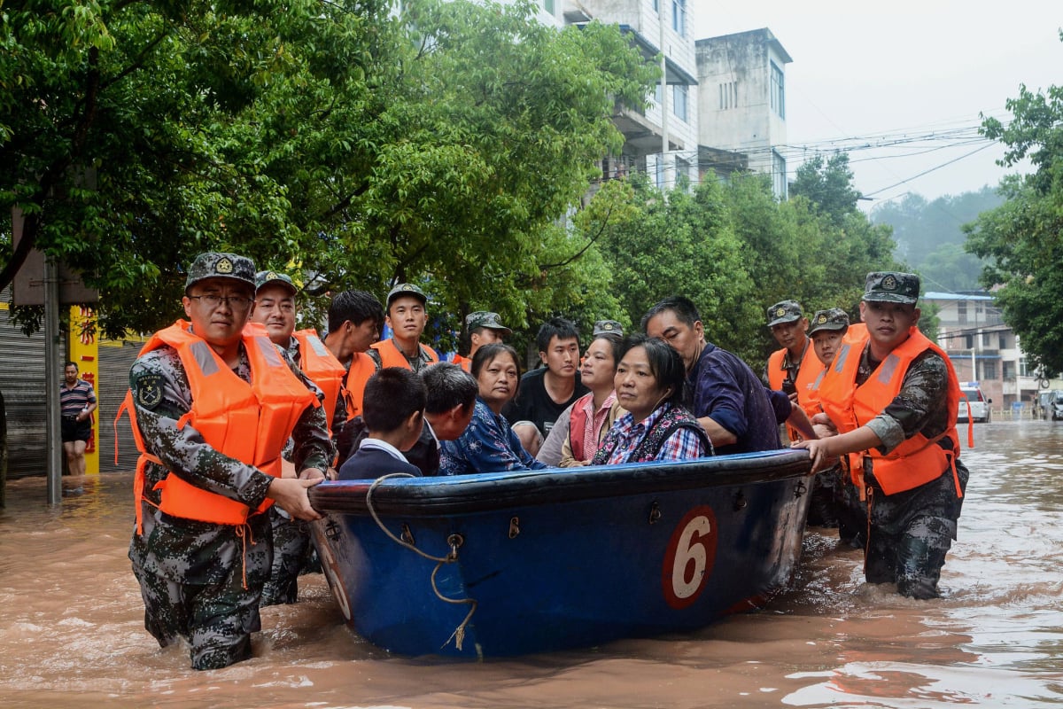 rains flooding China