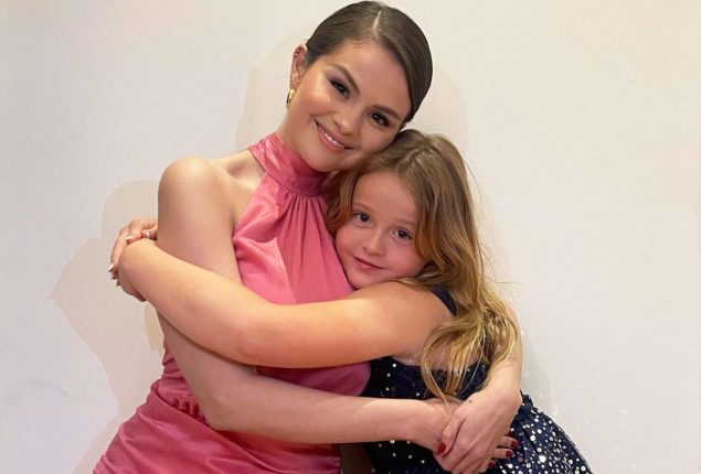 Selena Gomez misses her little sister as she shares heartwarming picture
