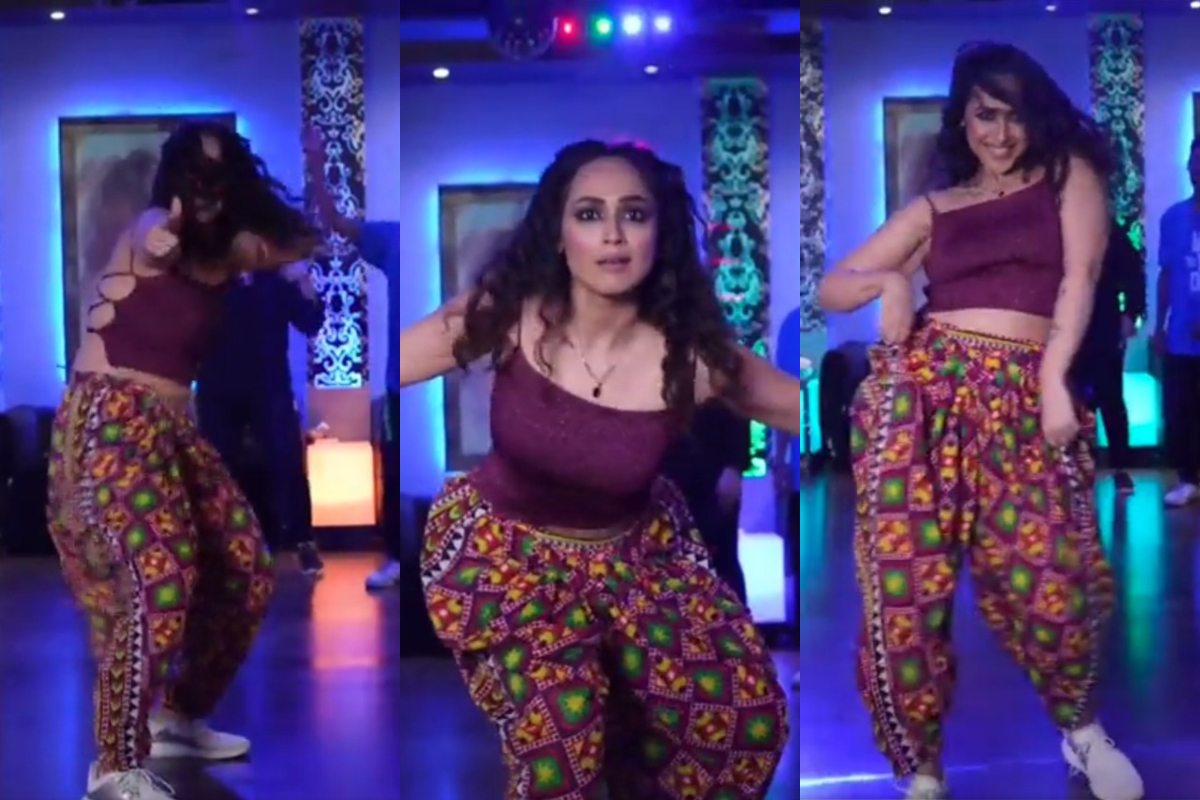 Faryal Mehmood dance video