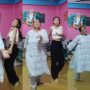 Watch: Mother-Daughter Duo Sizzle with ‘Chunari Chunari’ Dance