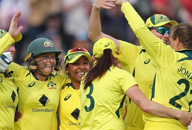Australia edge out England in nail-biter to keep Women’s Ashes