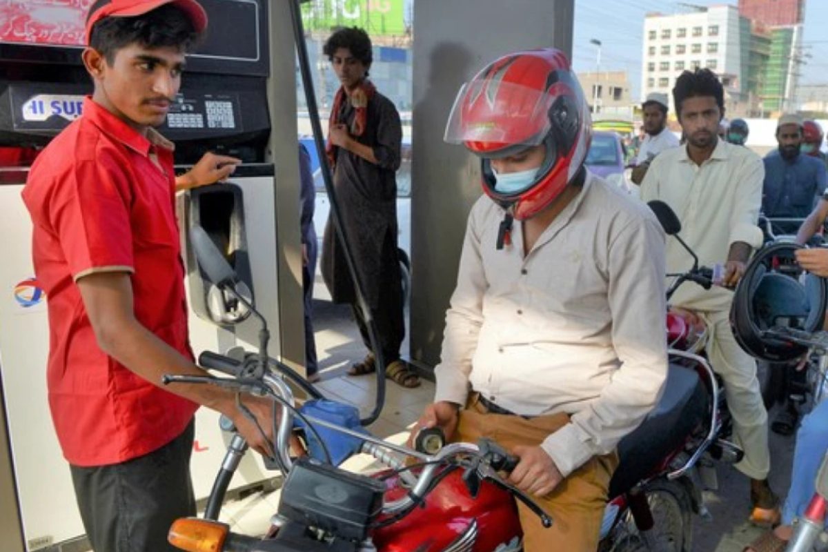 Lahore petrol price