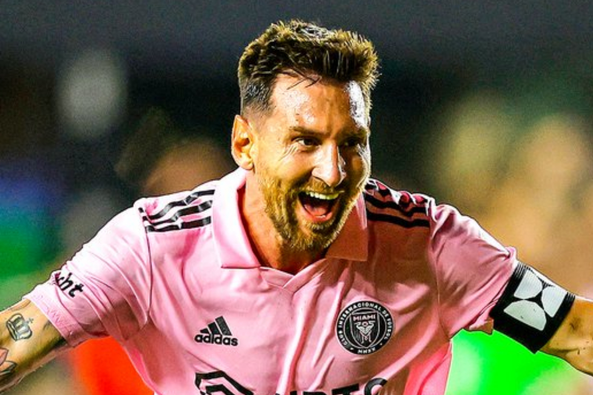 Mess Marvelous Debut
