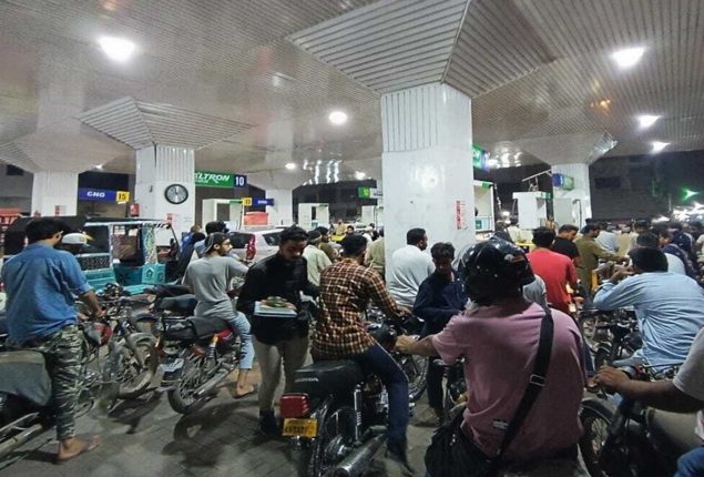 Petrol pumps strike: Dealers defer countrywide strike of Petrol till Monday