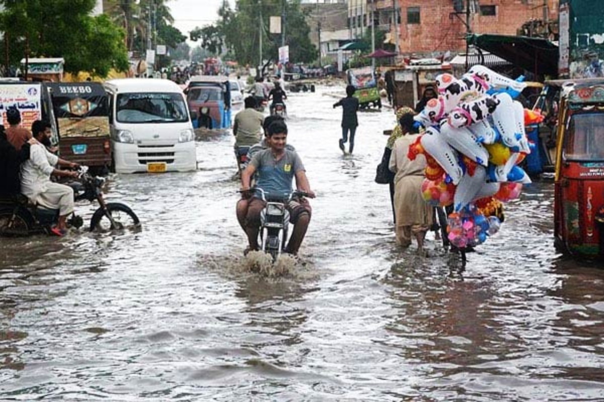 Karachi Rain Update