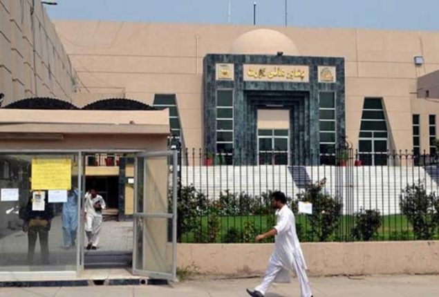 KP Bar Council calls lawyers’ convention today