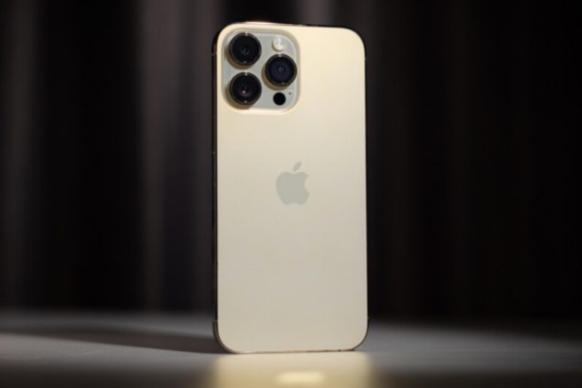 iPhone 15 Ultra price in Pakistan & specifications