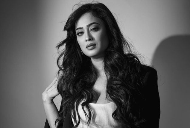 Shweta Tiwari slays in a black power suit