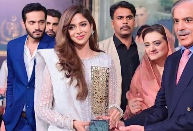 Sonya Hussyn shares photos of her Icon Award