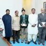 World Junior Squash Champion Hamza Khan Meets Pakistan’s PM
