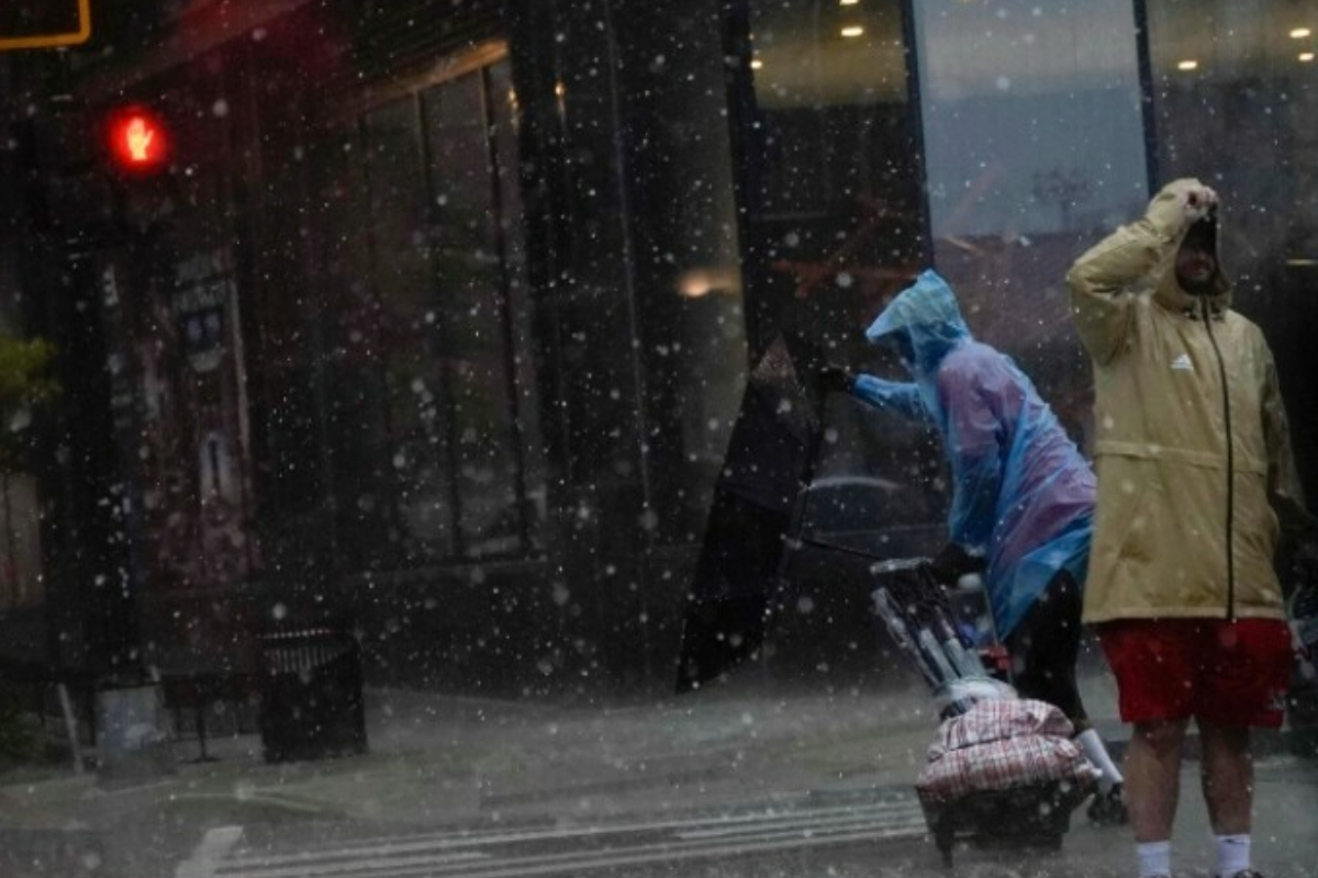 Storms Sweep Eastern US